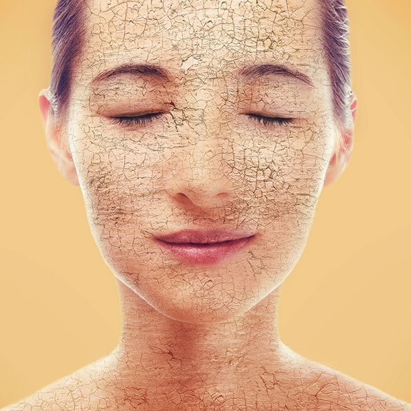 Woman DrySkin CrackingEffect Main BL